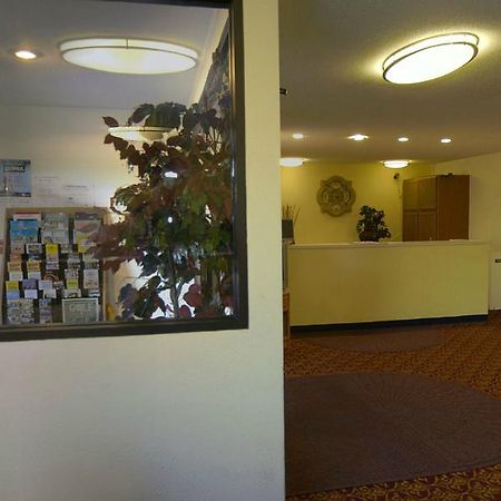 Rodeway Inn برينرد المظهر الخارجي الصورة